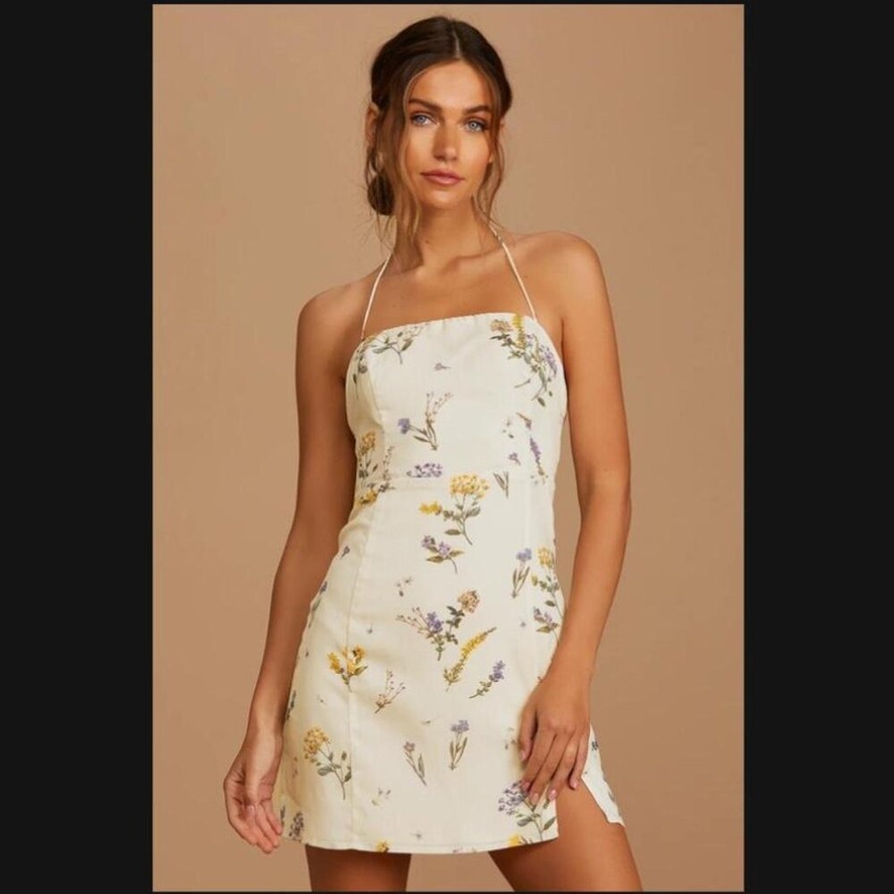 White and cream floral halter dress fits like a medium! #croquette